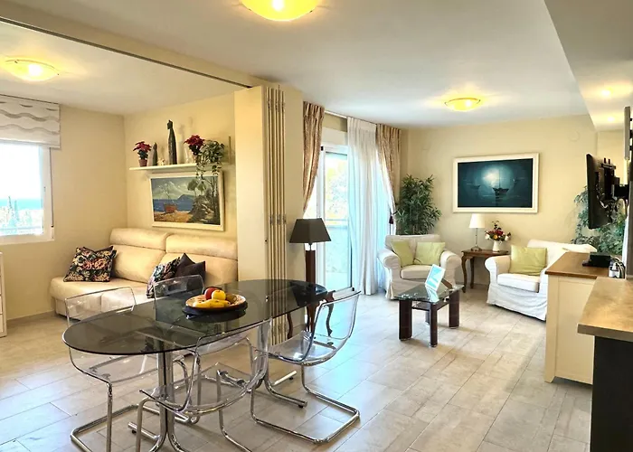 Amplia Terraza Con Maravillosas Vistas Muy Cerca De La Playa Appartement Torremolinos