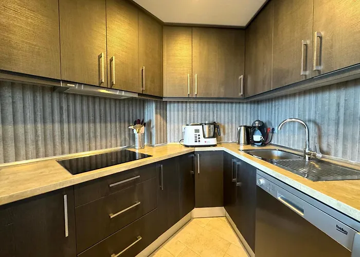 Amplia Terraza Con Maravillosas Vistas Muy Cerca De La Playa * Torremolinos