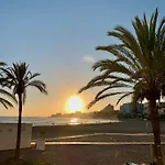 Amplia Terraza Con Maravillosas Vistas Muy Cerca De La Playa *