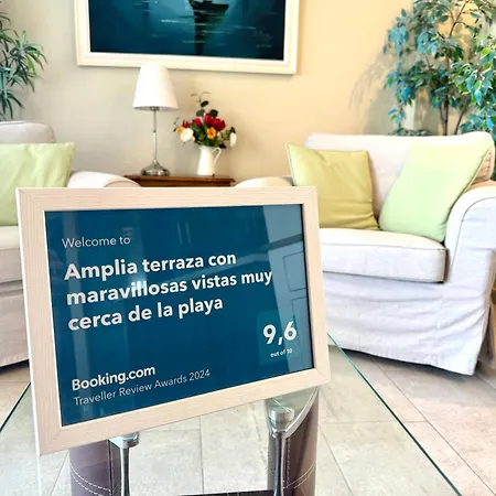 Amplia Terraza Con Maravillosas Vistas Muy Cerca De La Playa 아파트 토레몰리노스