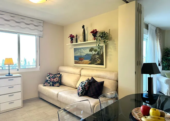 Amplia Terraza Con Maravillosas Vistas Muy Cerca De La Playa Apartamento