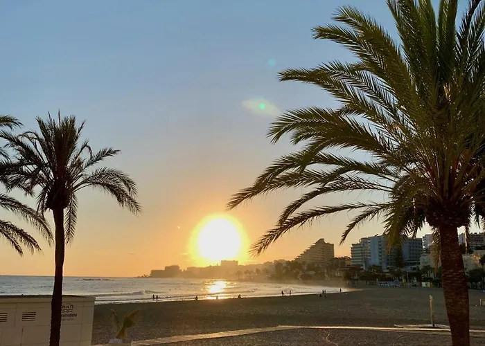 Amplia Terraza Con Maravillosas Vistas Muy Cerca De La Playa *